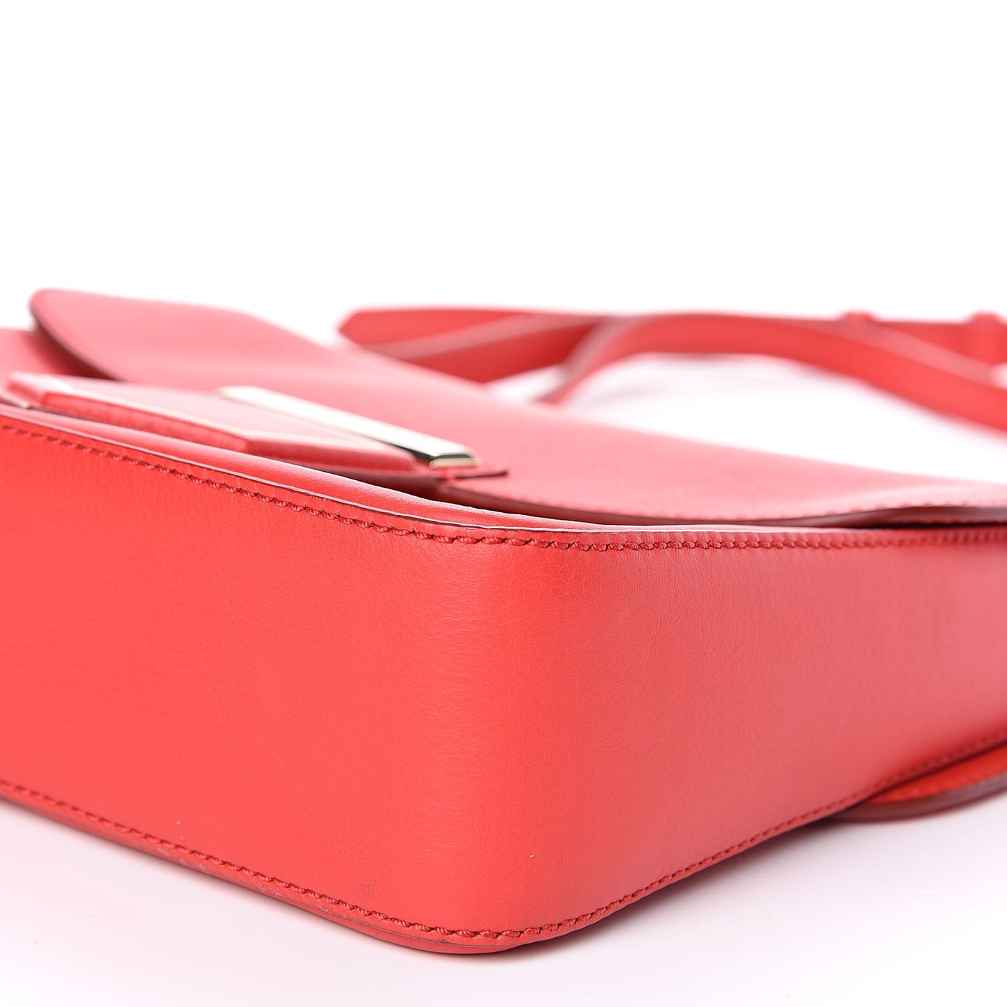 Calfskin Medium Nobile Shoulder Bag Red