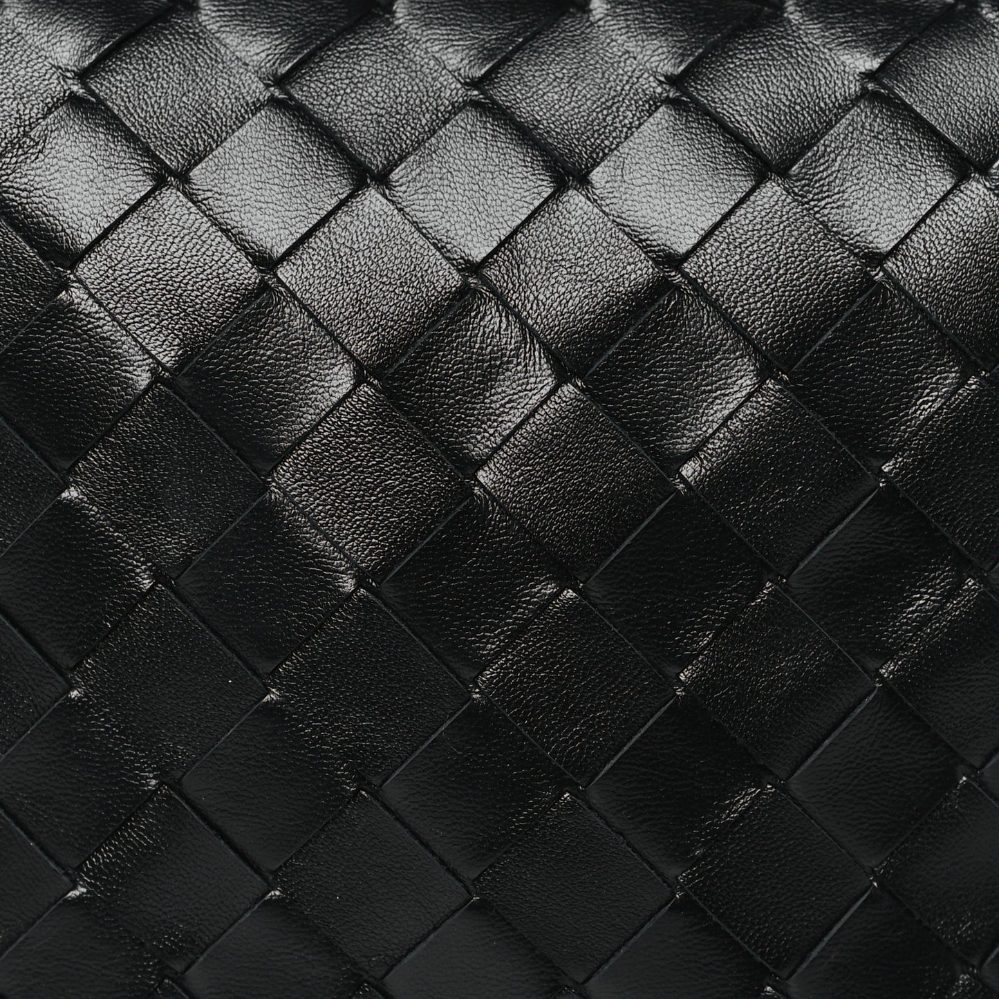 Calfskin Nappa Intrecciato Mini Wallace Black