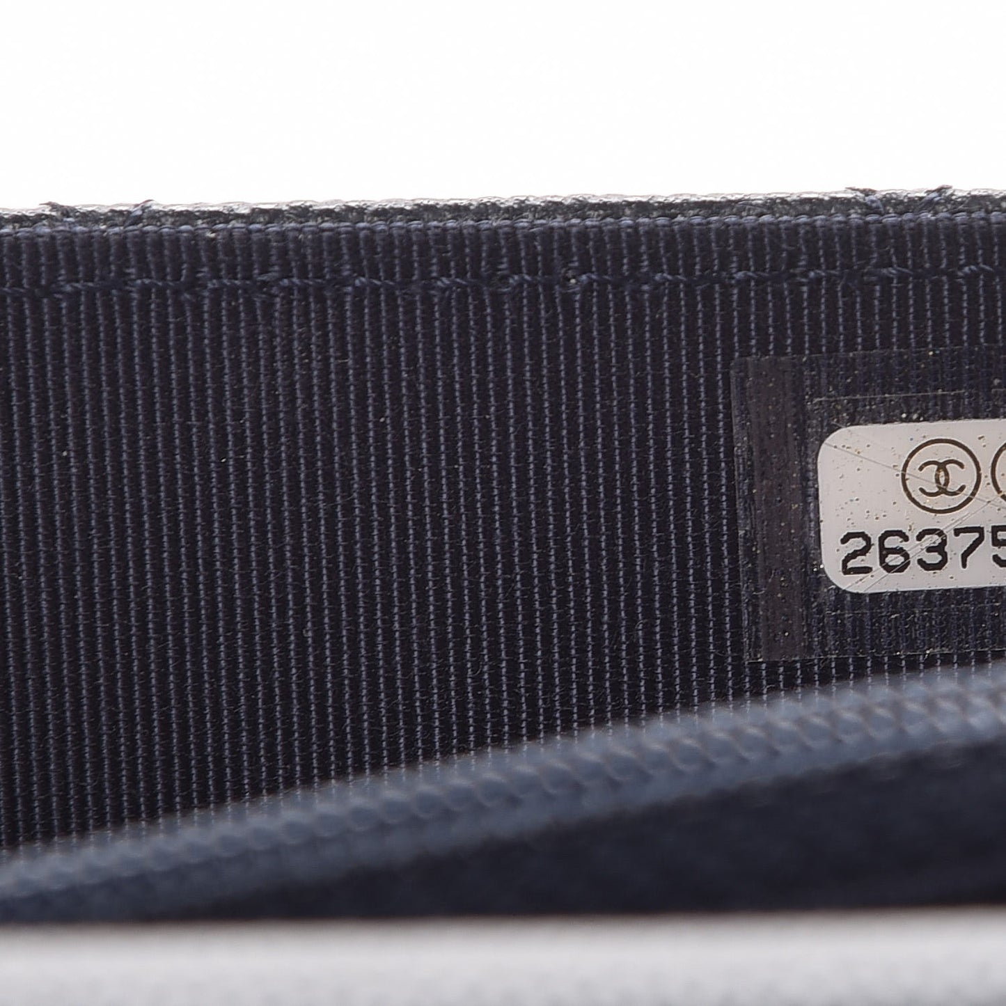 Caviar Quilted Square Wallet On Chain WOC Navy