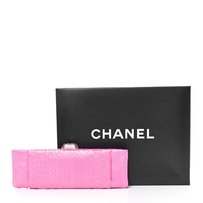 Chanel Iridescent Snakeskin Crystal CC Clutch Rose 11 of 11