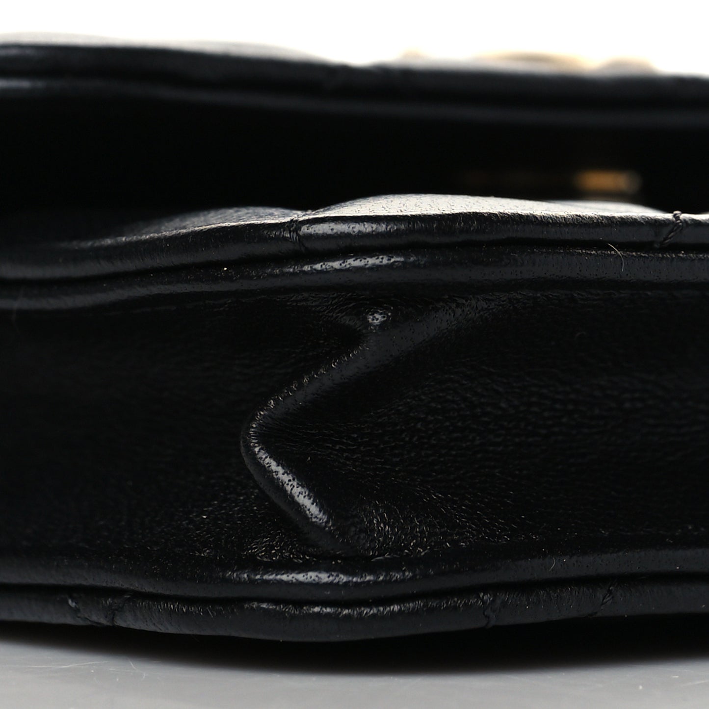 Lambskin Quilted Pearl Crush Clutch With Chain Black
