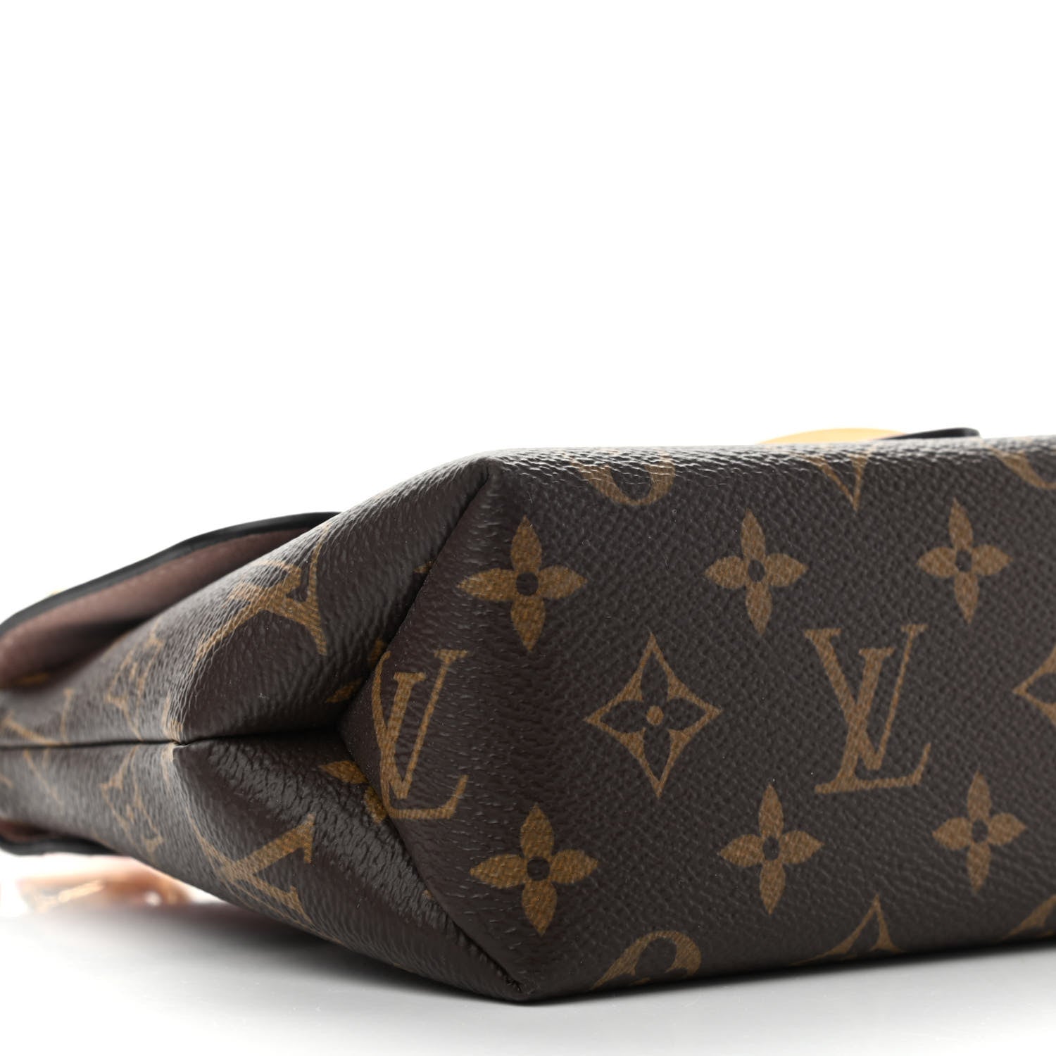 Louis Vuitton Monogram Locky BB Rose Poudre 5 of 13