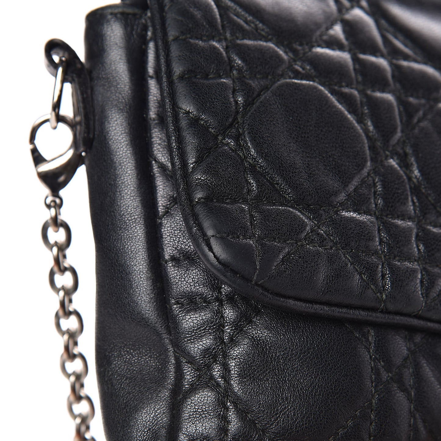 Lambskin Cannage New Lock Pouch Black