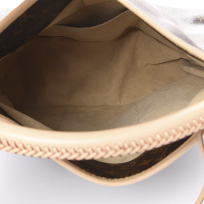 Louis Vuitton Monogram Artsy MM 4 of 10