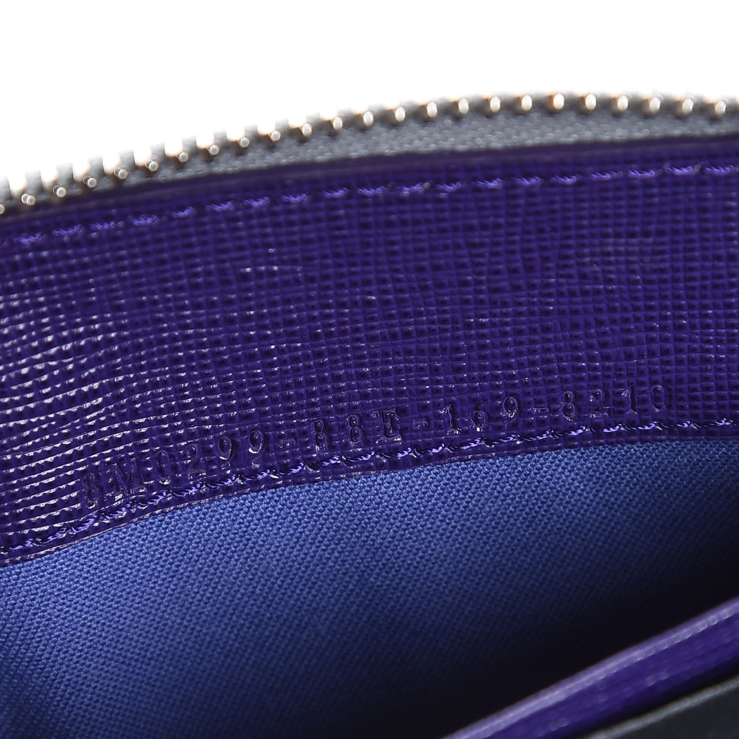 Vitello Elite Studded Hypnoteyes Zip Around Wallet Polvere Multicolor