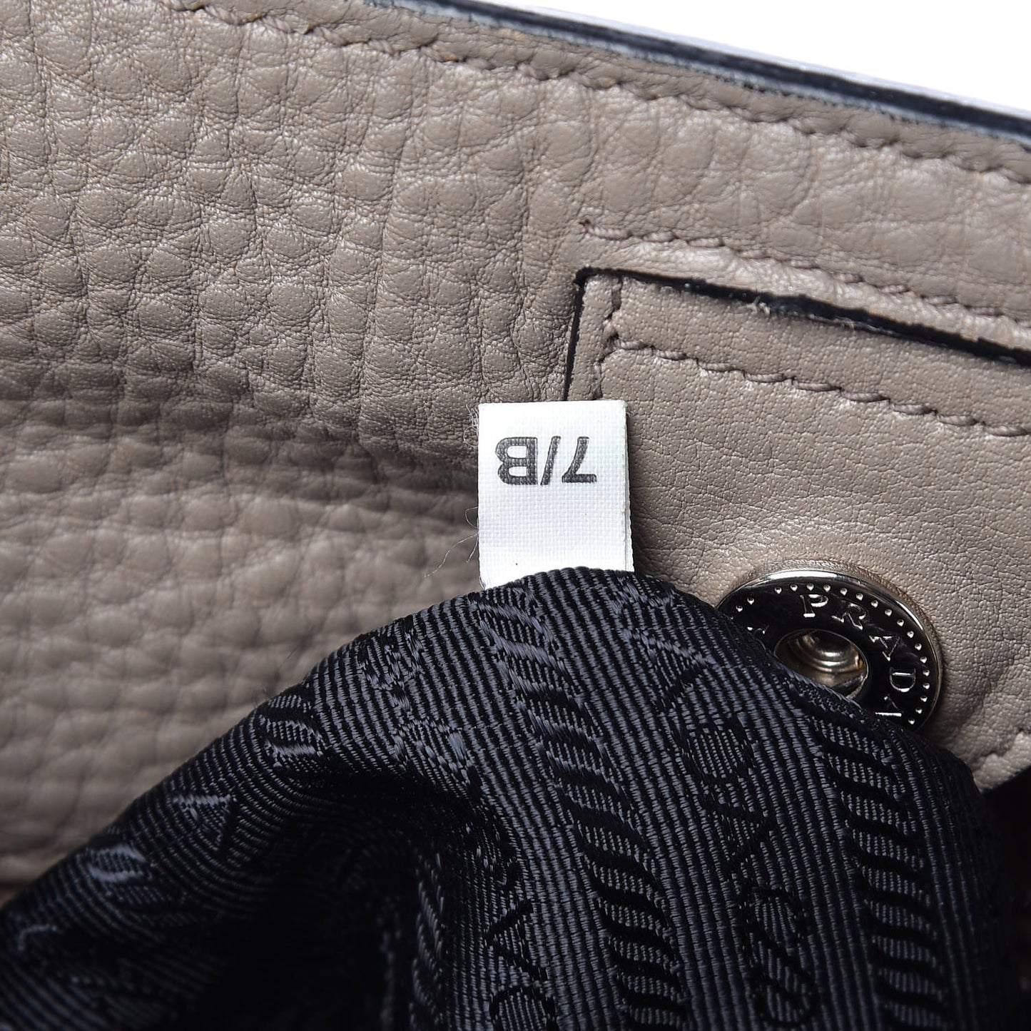 Vitello Daino Twin Pocket Tote Argilla