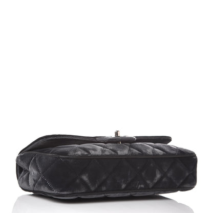 Chanel Velvet Quilted East West Flap Black 4 of 13