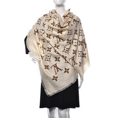 Louis Vuitton Wool Silk Monogram Giant Jungle Shawl Beige 2 of 4