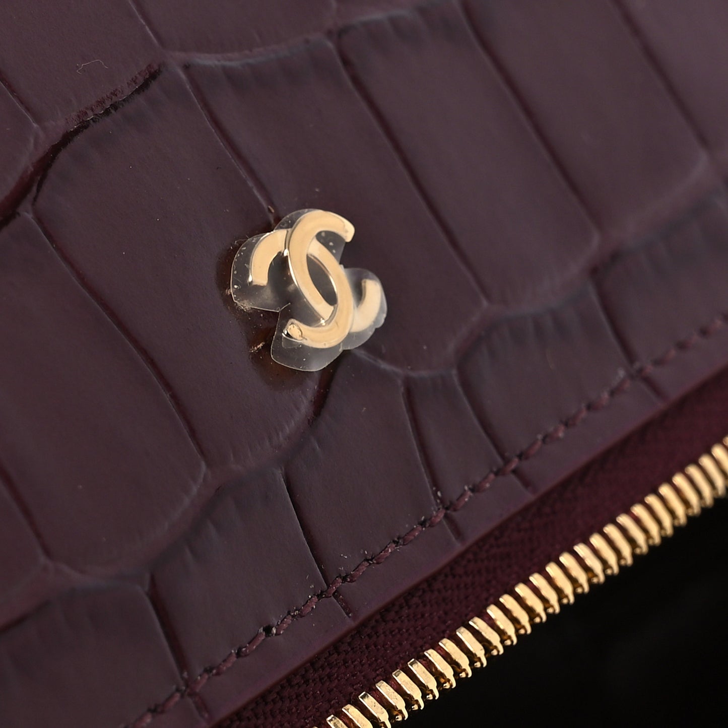 Calfskin Crocodile Embossed Top Handle Vanity Case With Chain  Burgundy
