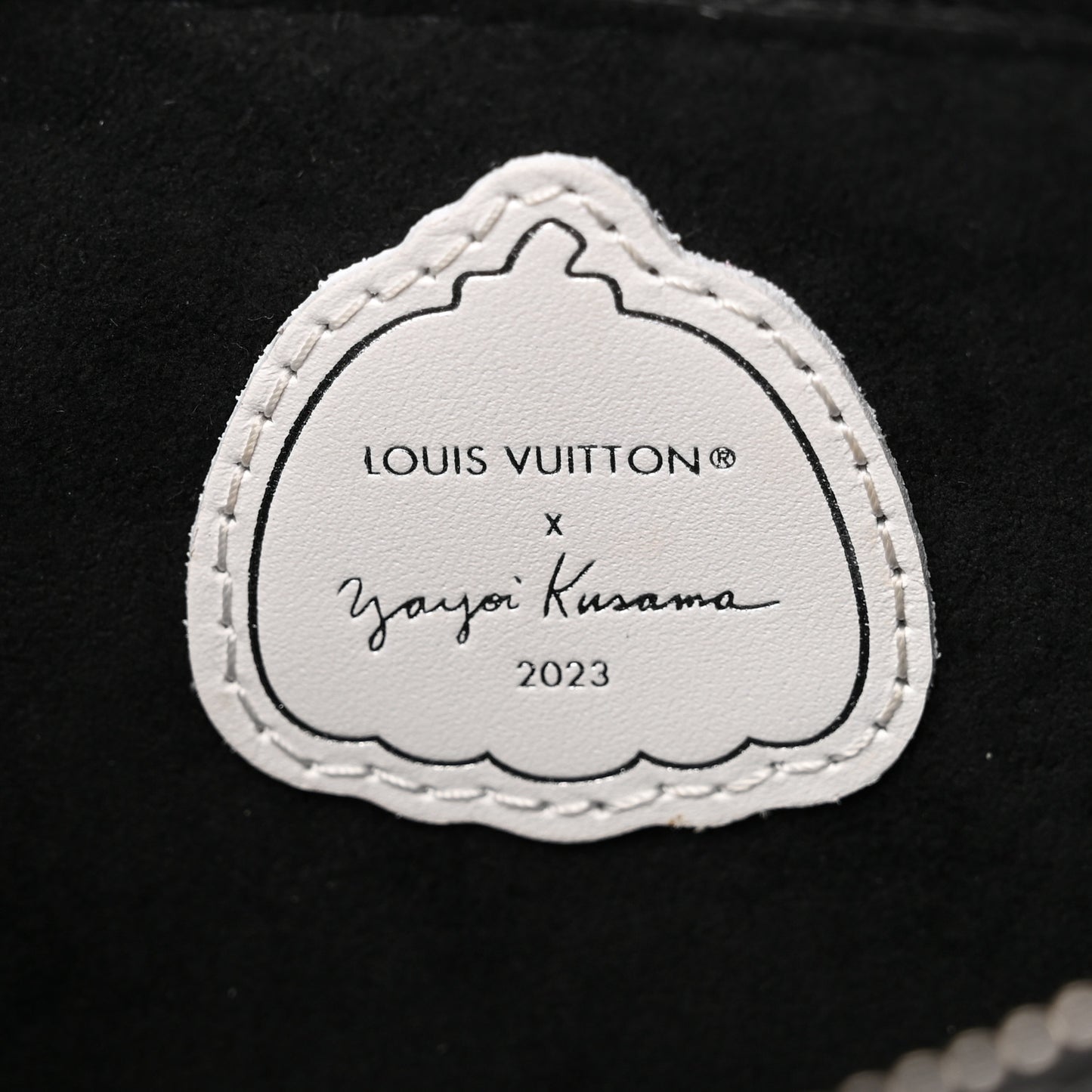 LV X YK Empreinte Easy Pouch On Strap Black White