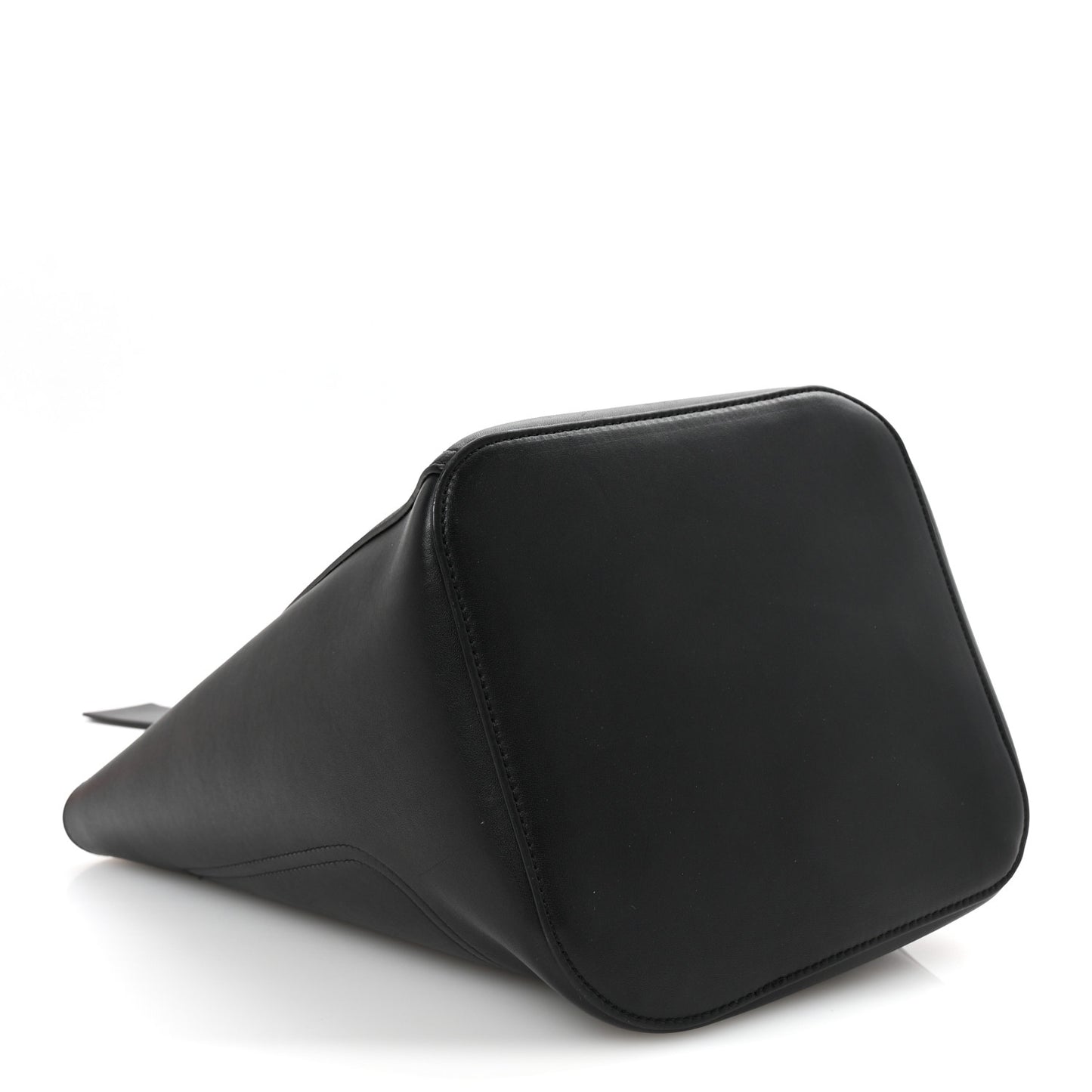 Smooth Calfskin Medium Pebble Bucket Bag Black