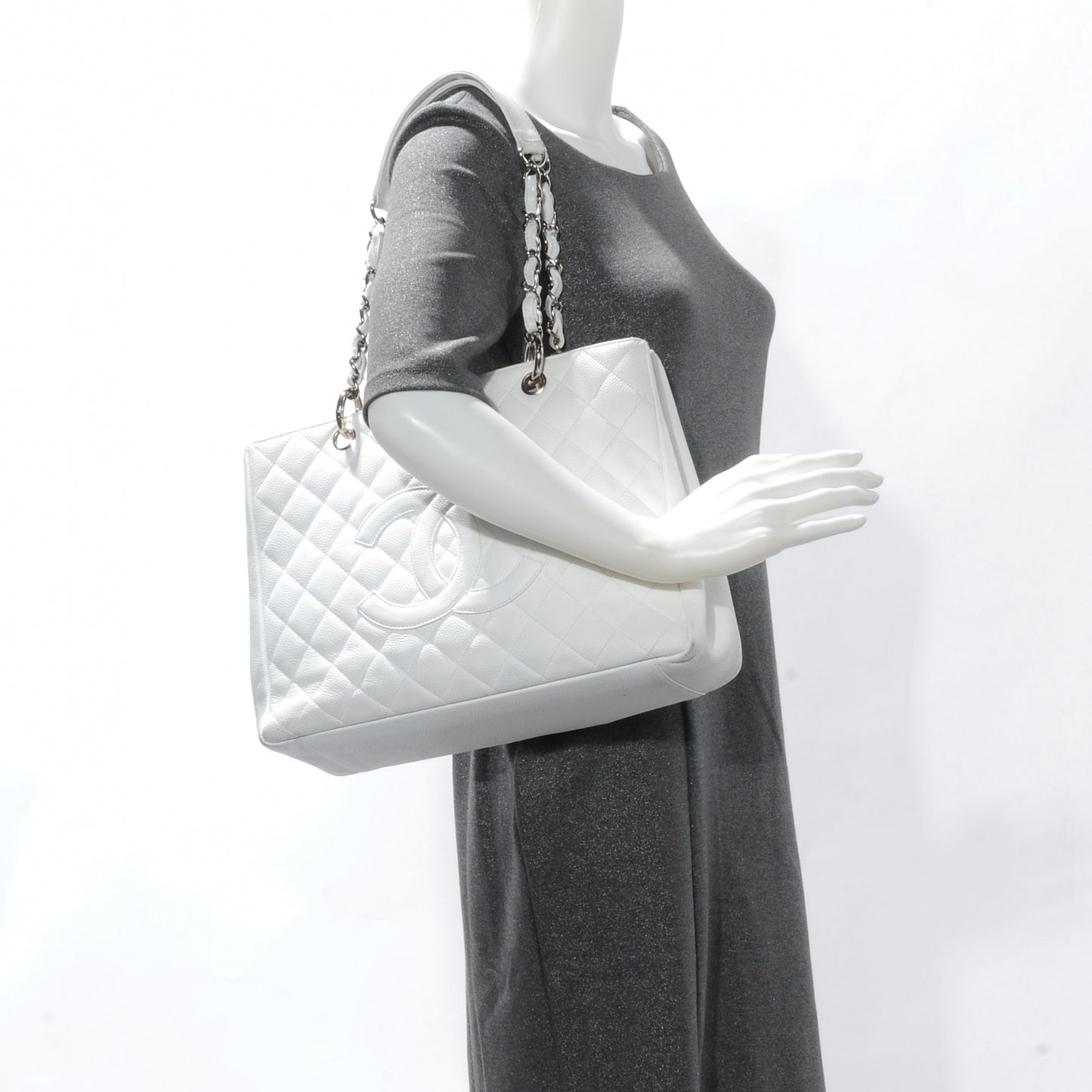 Caviar Grand Shopping Tote GST White