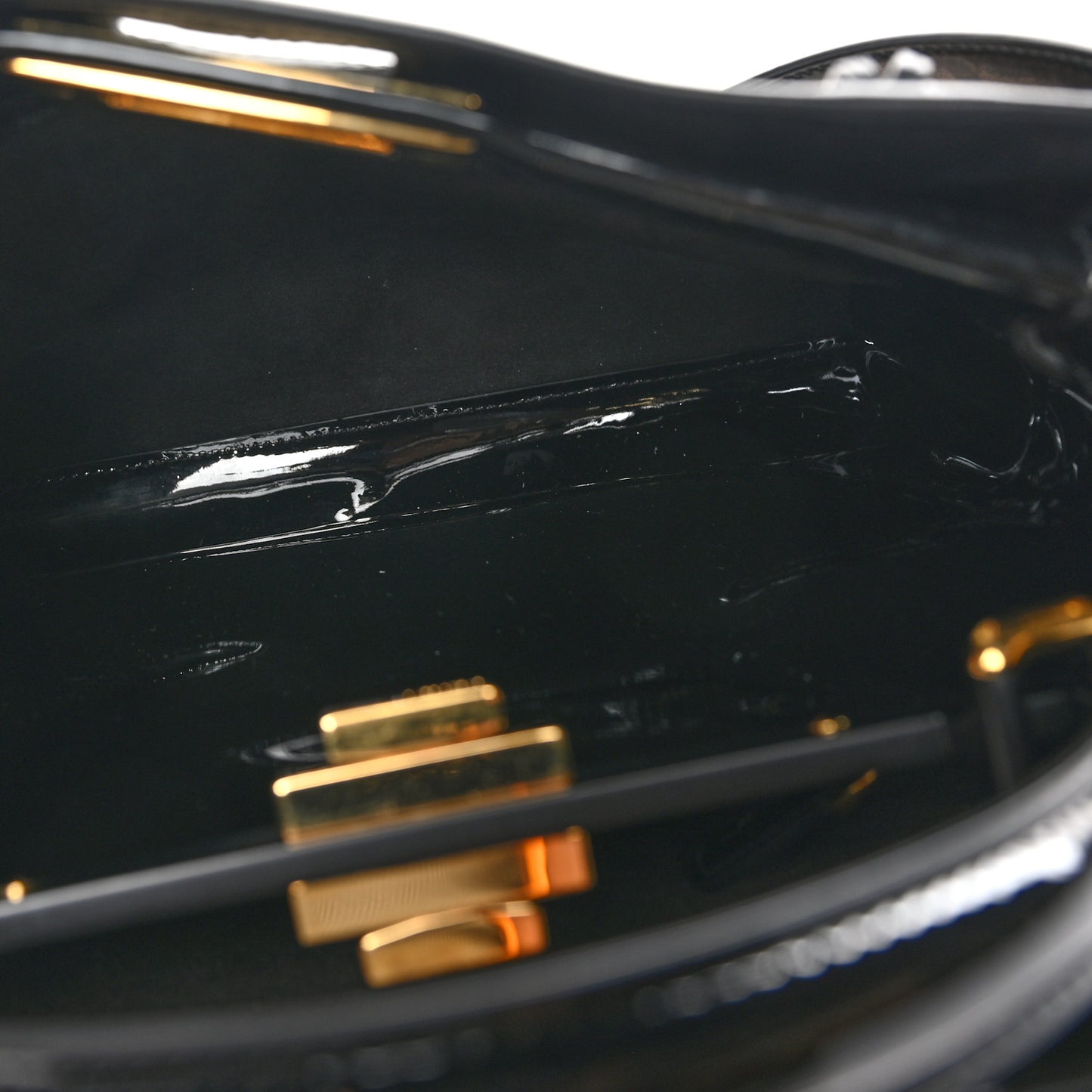 Patent Glazed Fabric FF 1974 Medium Peekaboo Iconic Defender Satchel Mogano Panna Black