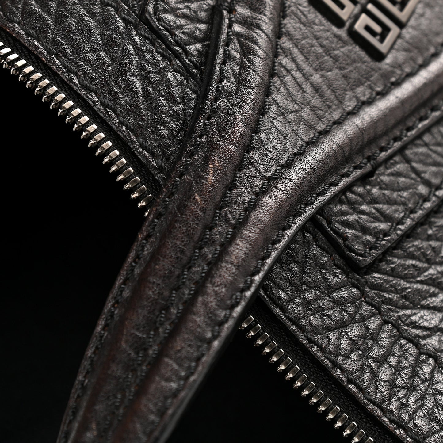 Lambskin Medium Nightingale Black