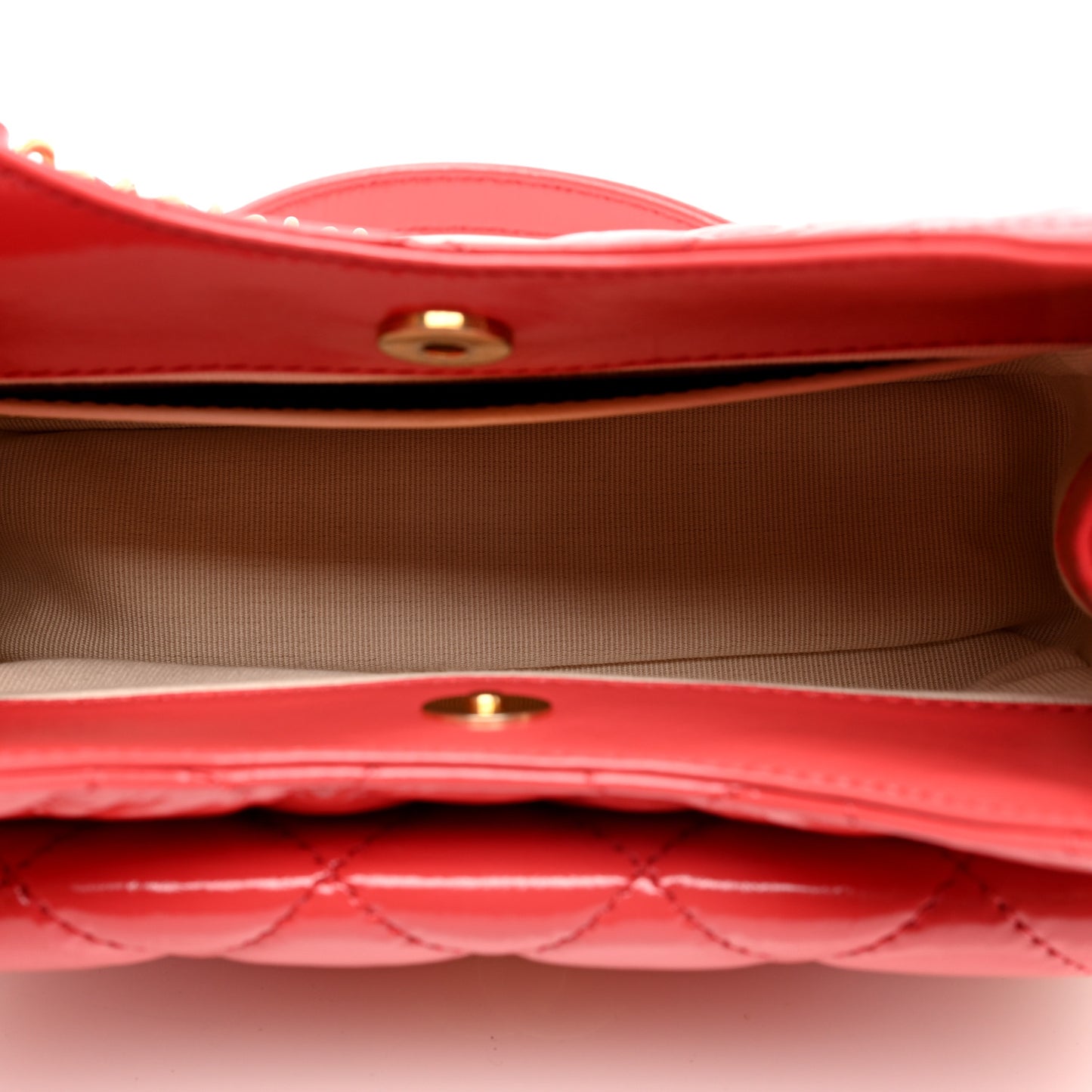 Shiny Crumpled Calfskin Quilted Small Wavy CC Hobo Red