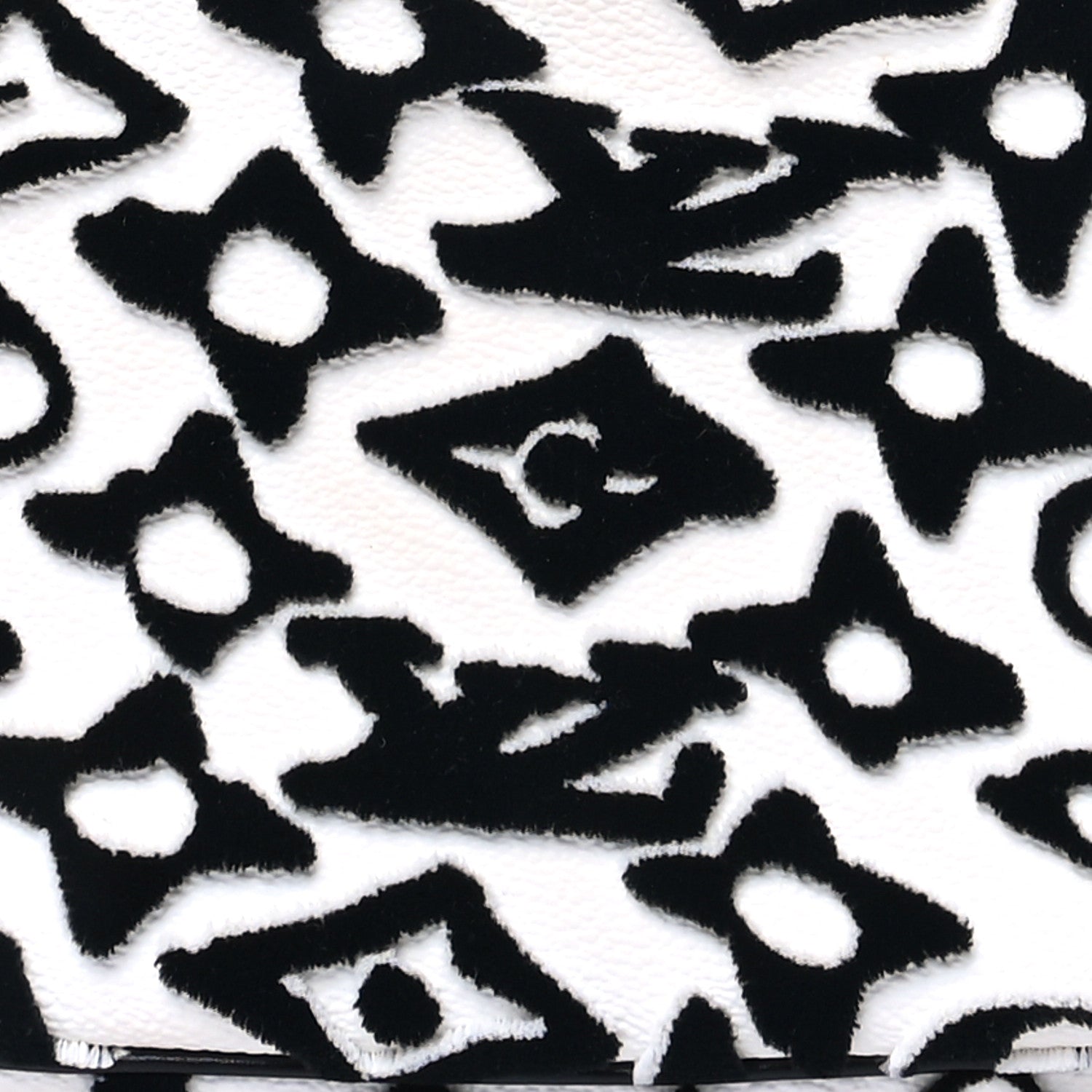 Louis Vuitton X UF Tufted Monogram Pochette Accessories White Black 7 of 12