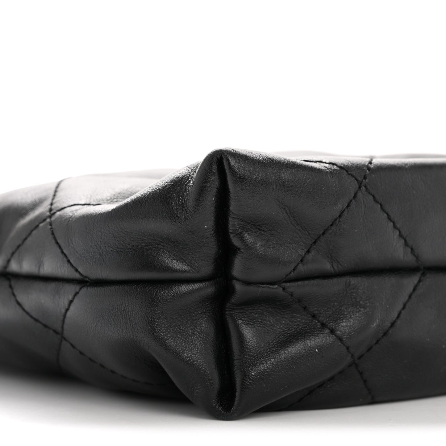 Shiny Calfskin Quilted Mini Chanel 22 Black
