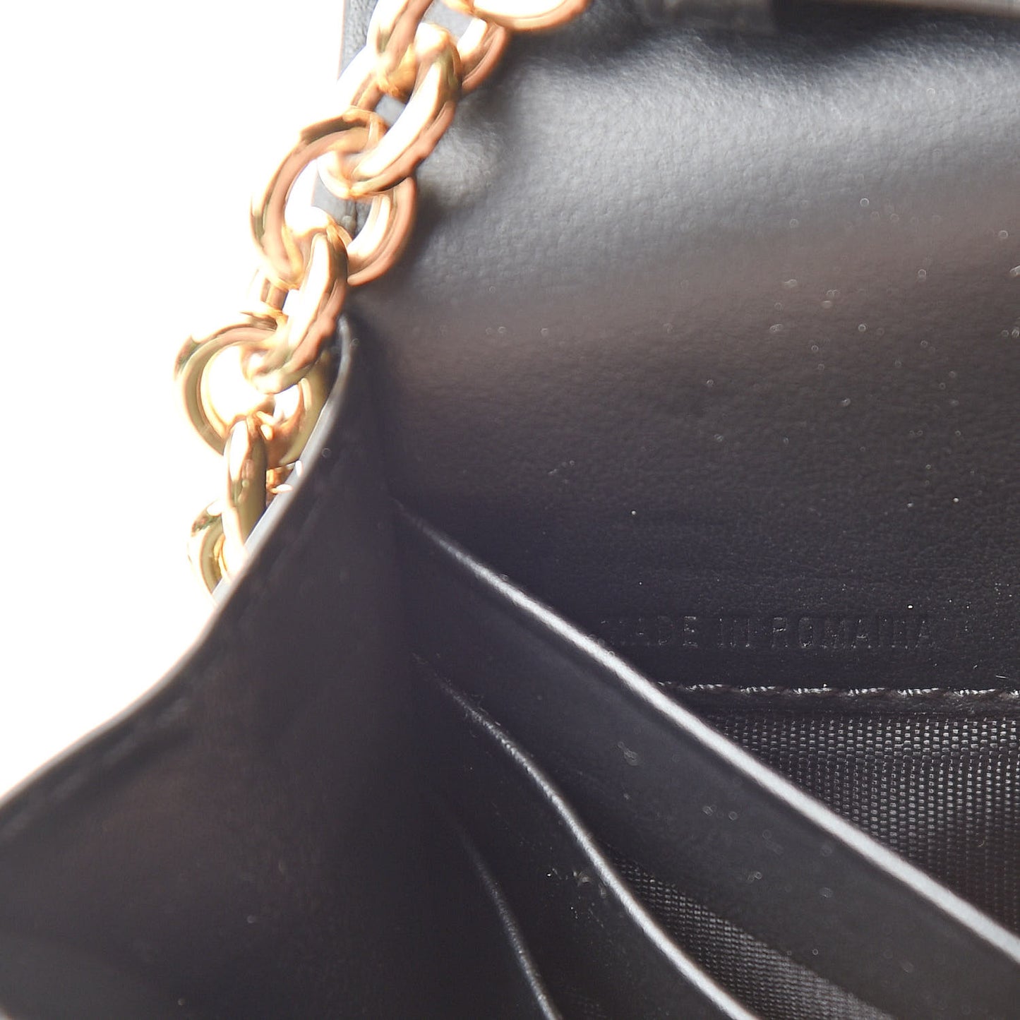 Grainy Calfskin Henley Wallet On Chain Black