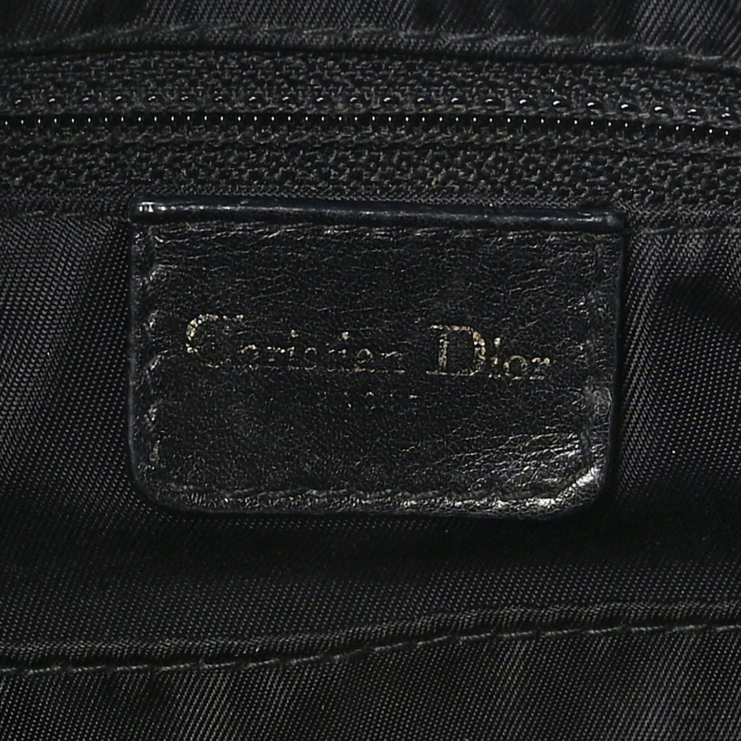 Ostrich Saddle Bowler Black