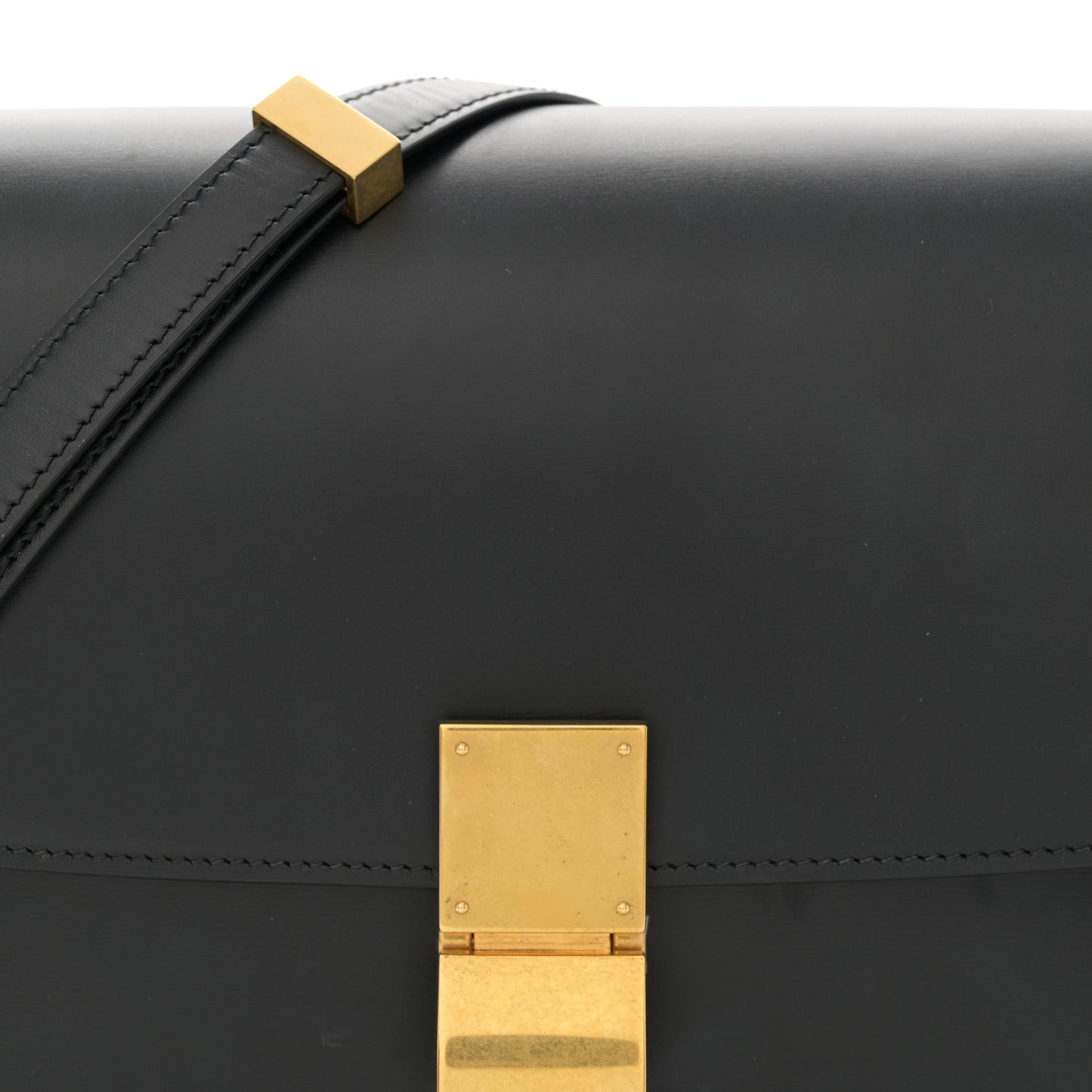 Box Calfskin Medium Classic Box Flap Bag Black