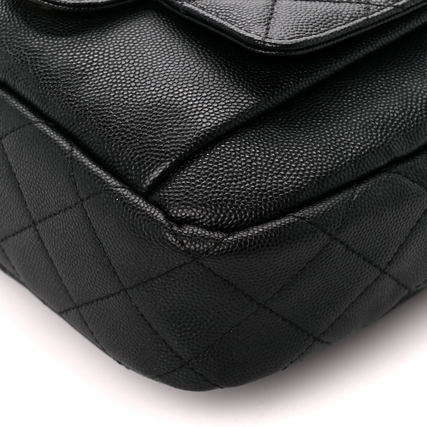 Caviar Quilted CC Day Camera Case Black