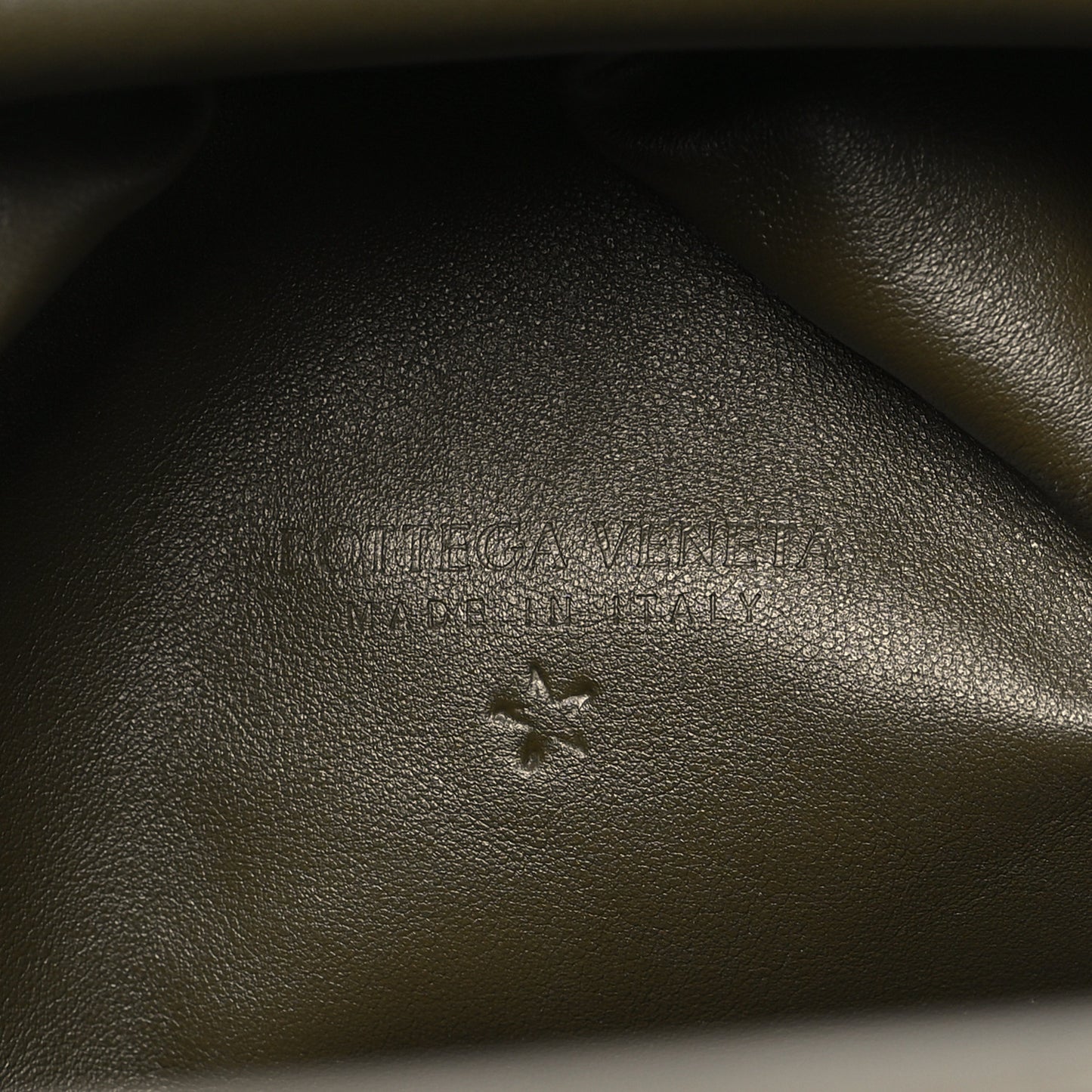 Smooth Butter Calf The Pouch Oversized Clutch Kaki Fondent