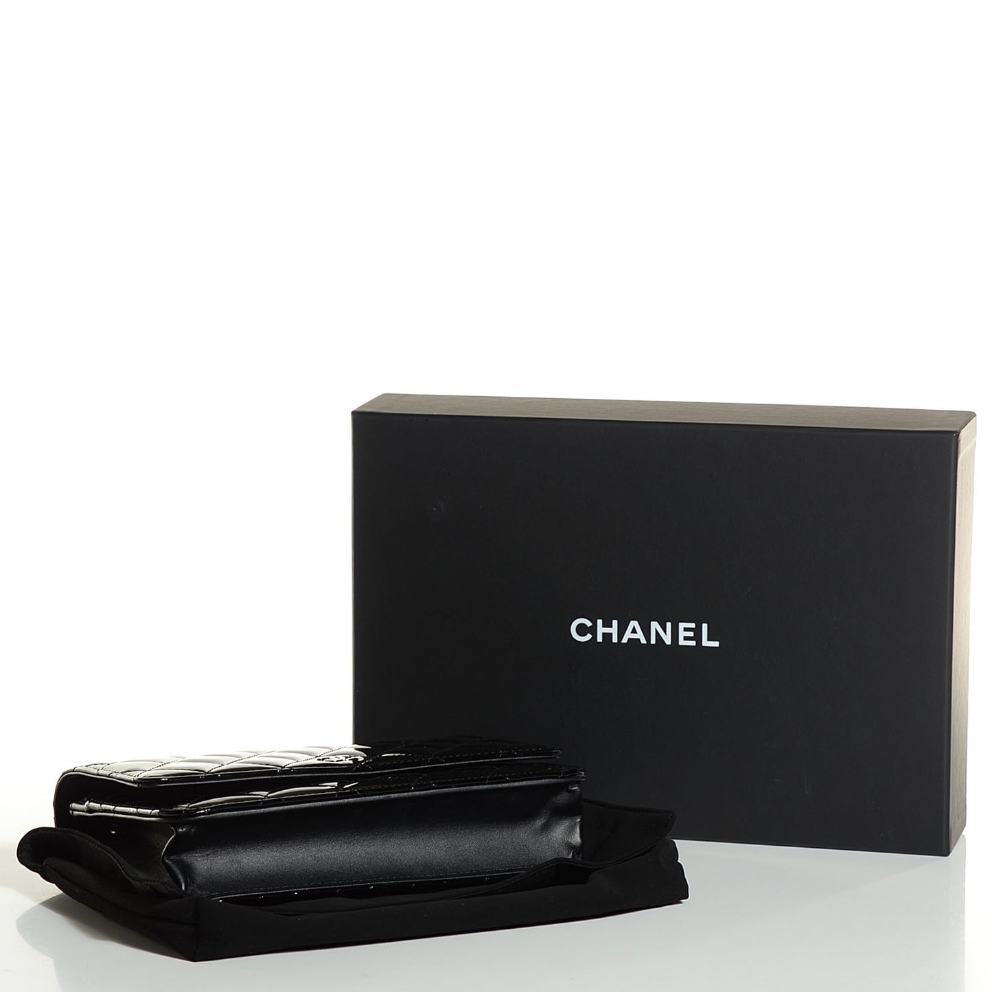 Patent Quilted Wallet On Chain WOC Black