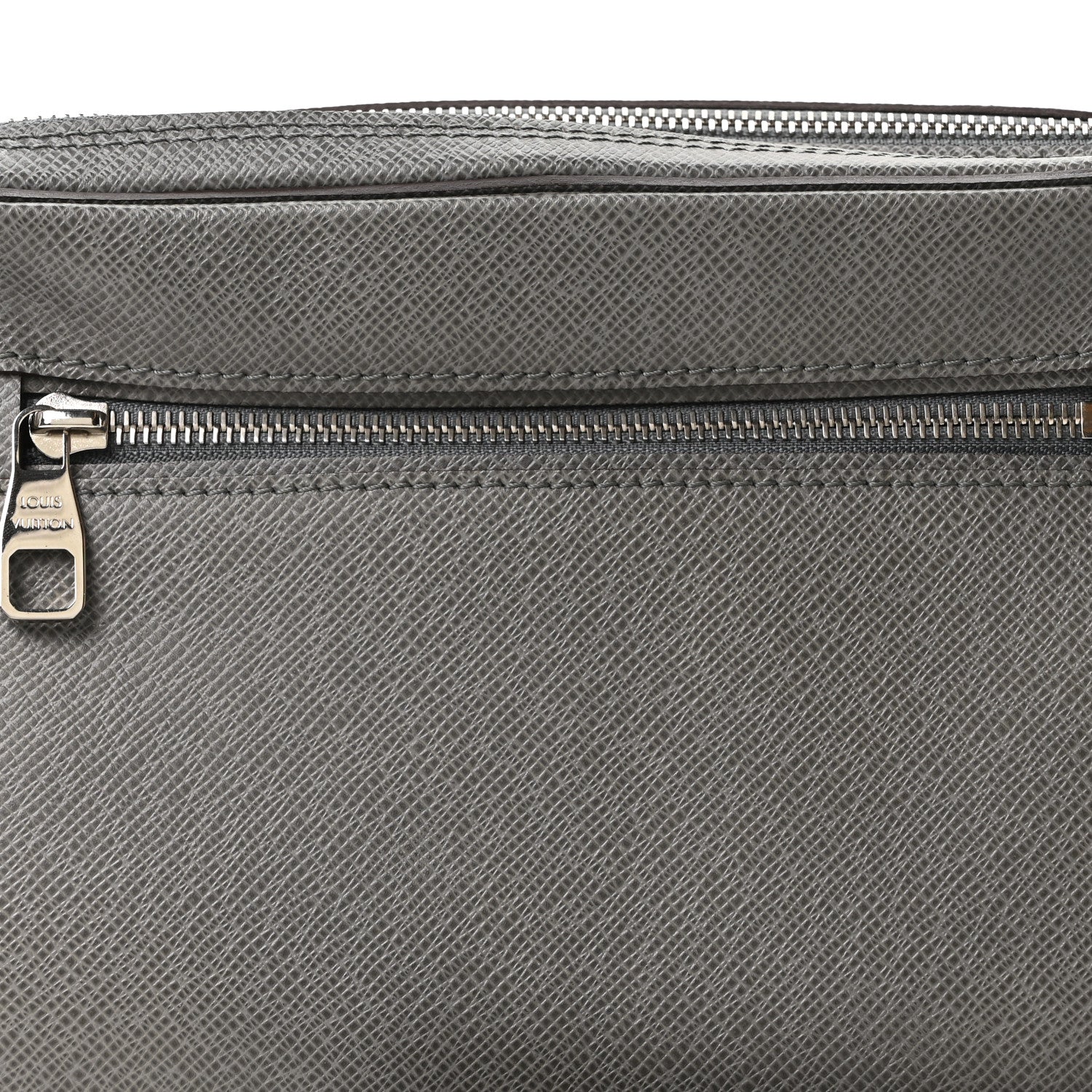 Louis Vuitton Taiga Neo Pavel Glacier 7 of 9