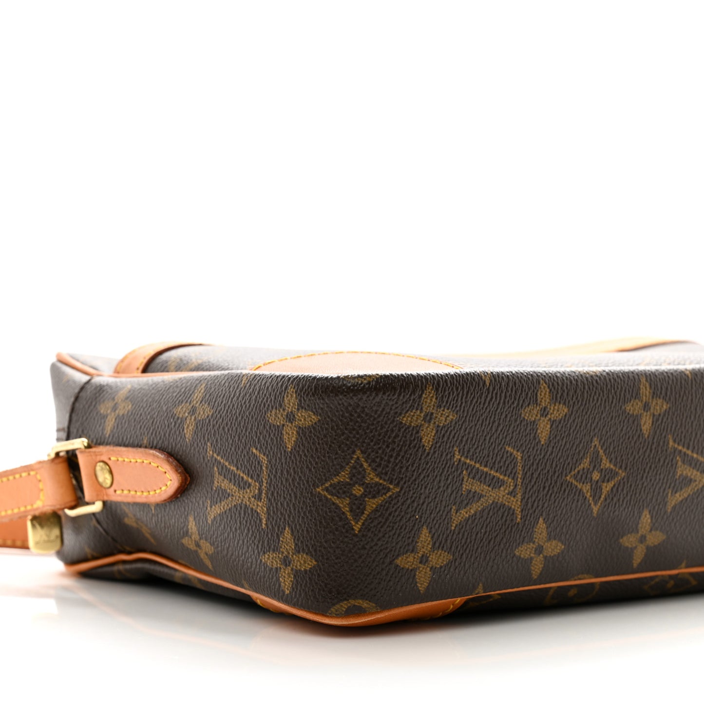 LOUIS VUITTON Monogram Trocadero 27