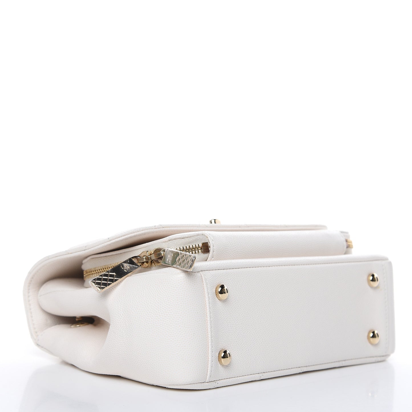 Caviar Quilted Medium Business Affinity Flap White