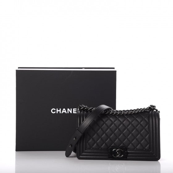 Calfskin Quilted Medium Boy Flap So Black