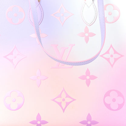 Louis Vuitton Monogram Giant Spring In The City Onthego GM Sunrise Pastel 10 of 10