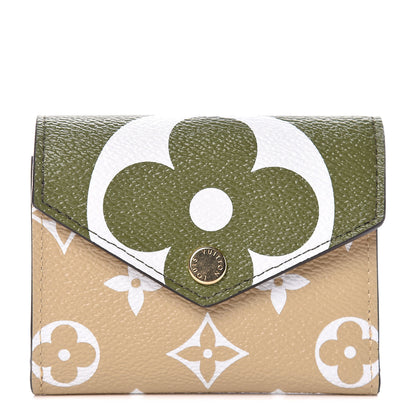 Louis Vuitton Monogram Giant Zoe Wallet Kaki 1 of 8