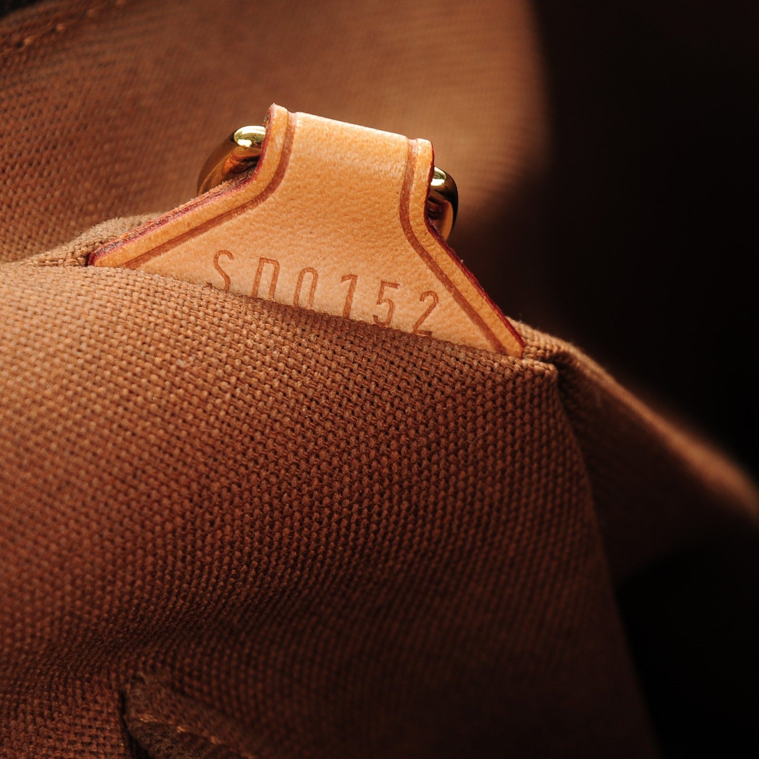 Louis Vuitton Monogram Tivoli GM 7 of 7