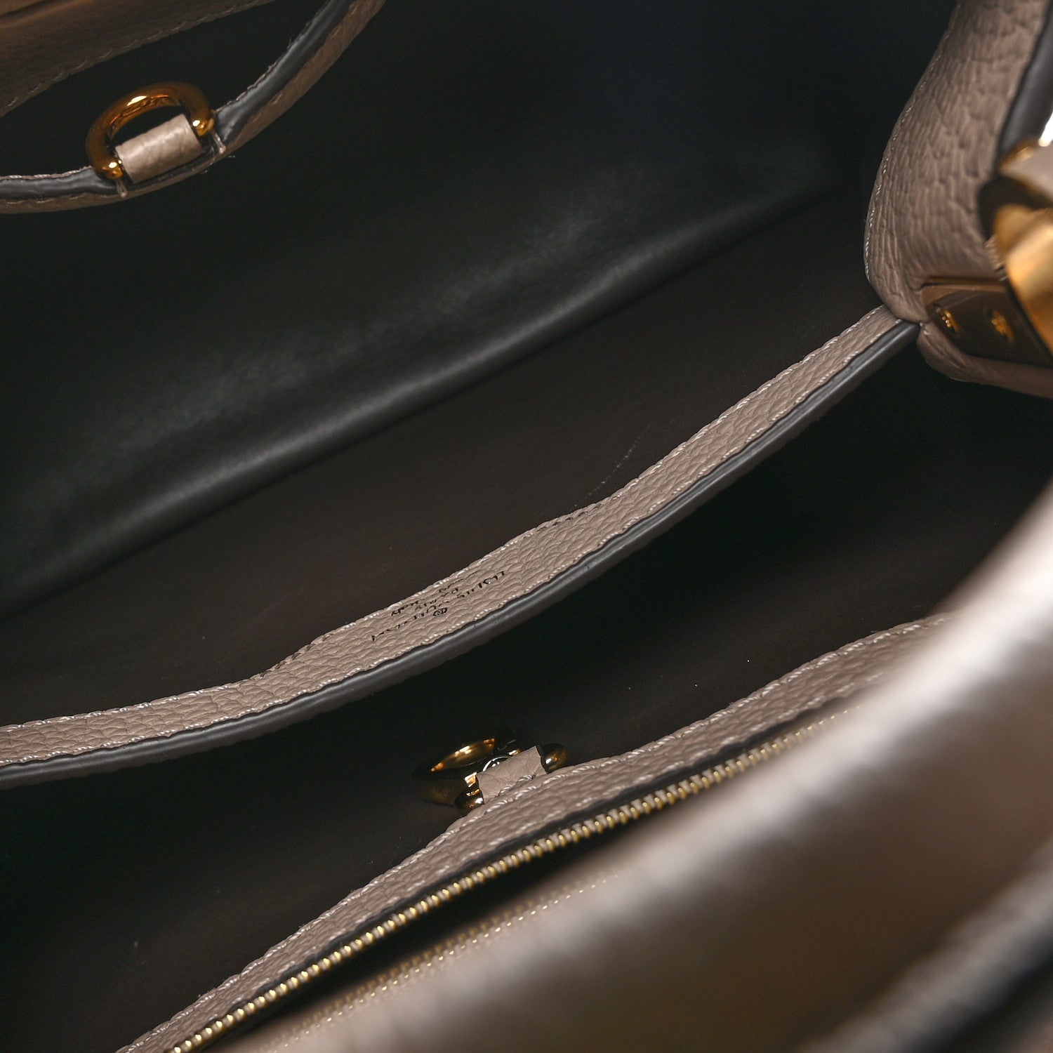 Louis Vuitton Taurillon Capucines BB Galet 5 of 9