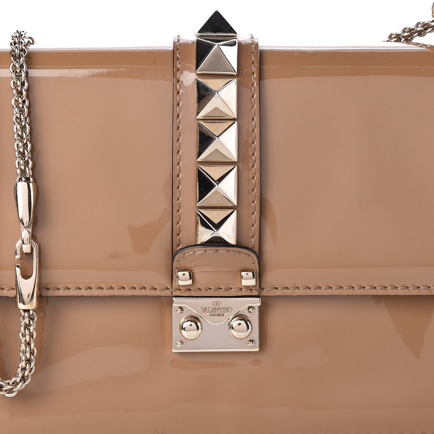 Patent Medium Glam Lock Rockstud Flap Poudre