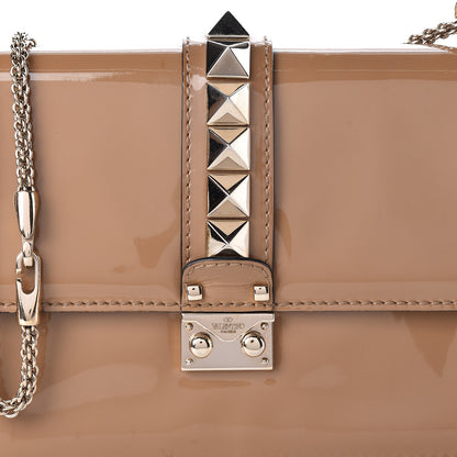 Valentino Garavani Patent Medium Glam Lock Rockstud Flap Poudre 7 of 17