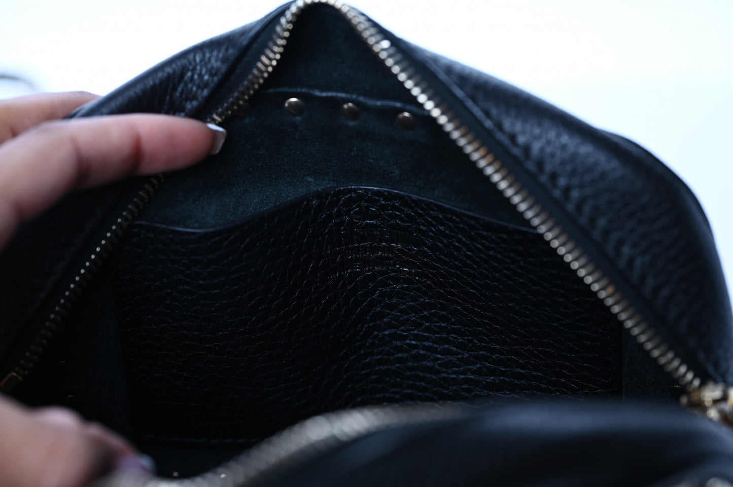 Pebbled Calfskin Rockstud Camera Crossbody Bag Black