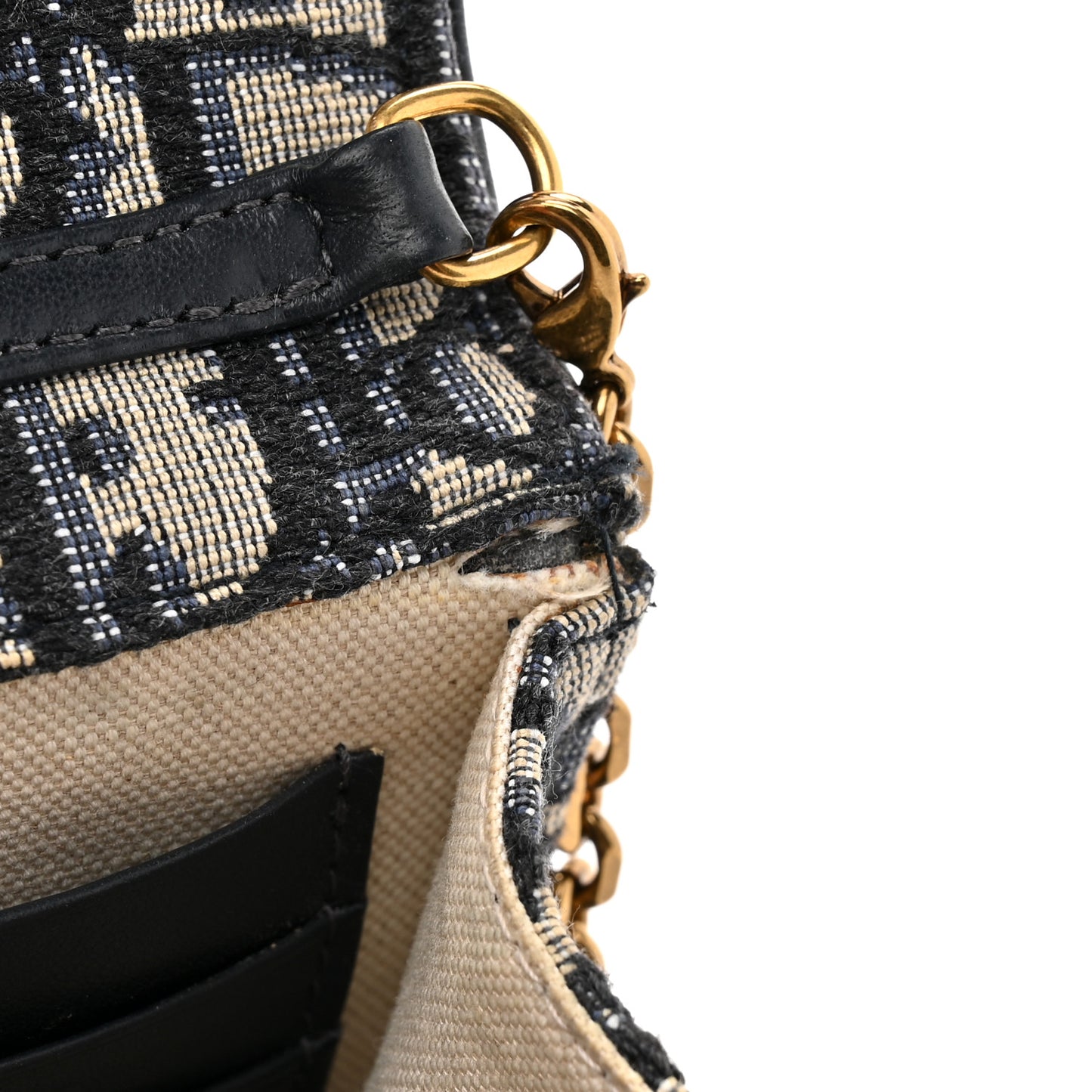 Oblique Saddle Chain Pouch Blue