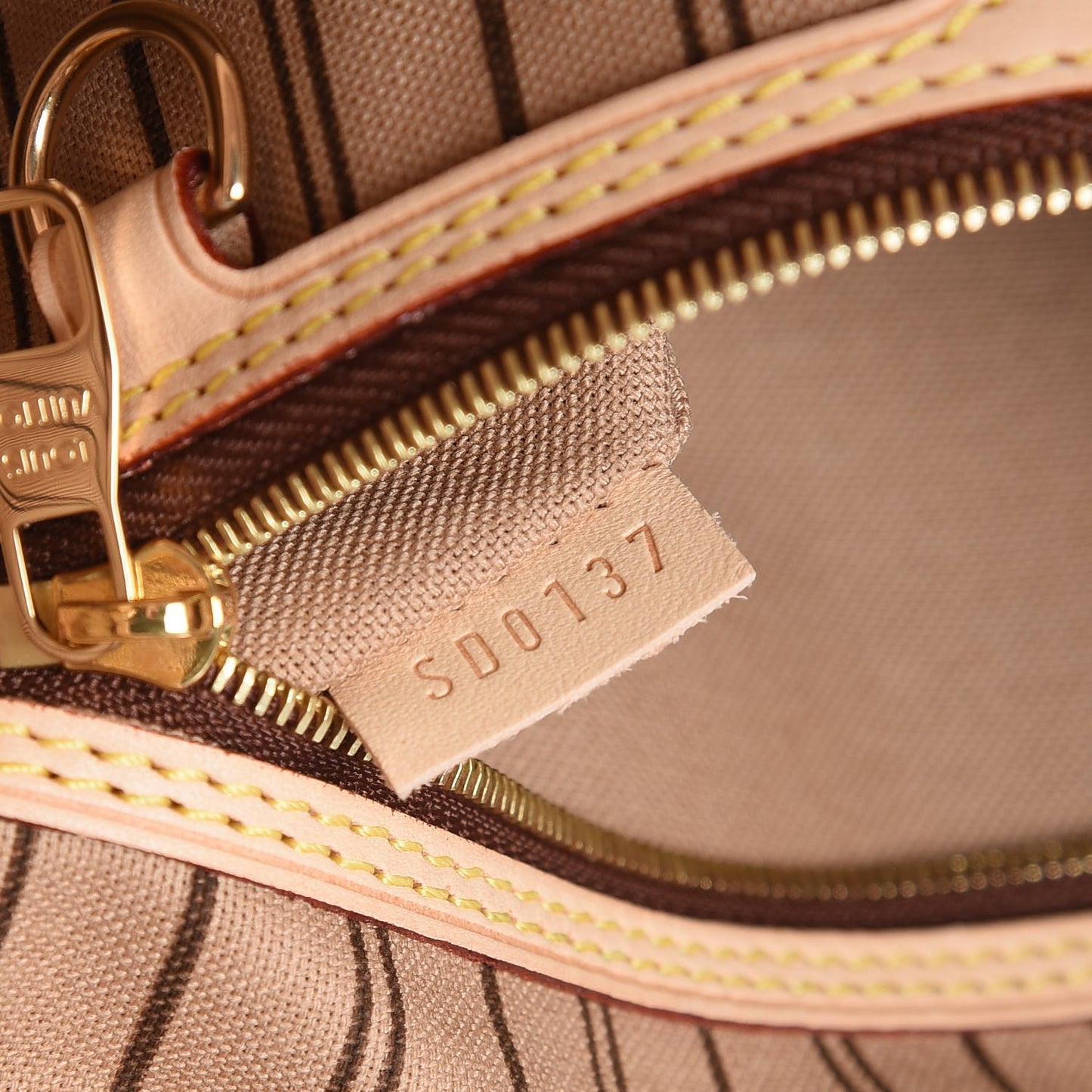 Monogram Delightful MM