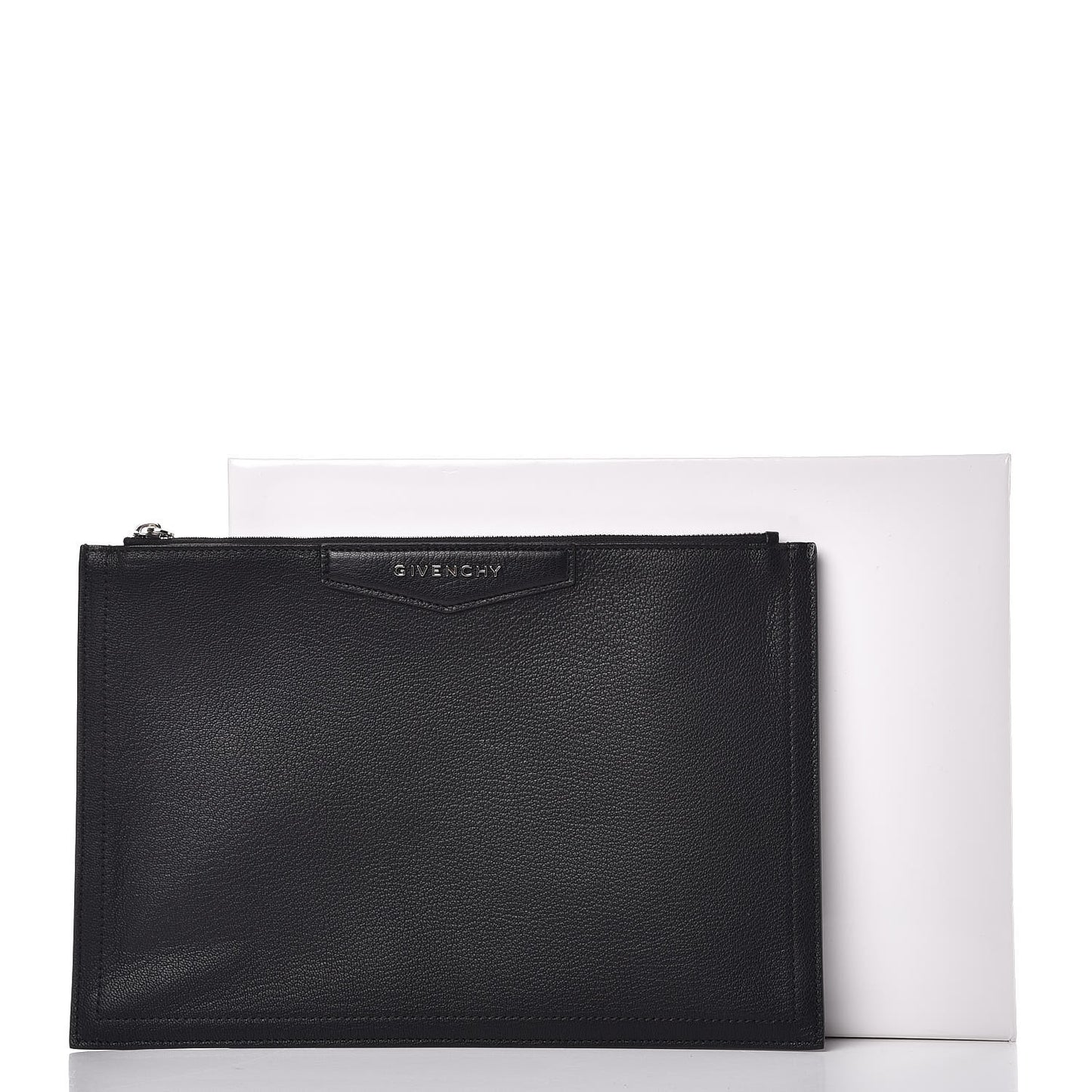 Sugar Goatskin Medium Antigona Pouch Black