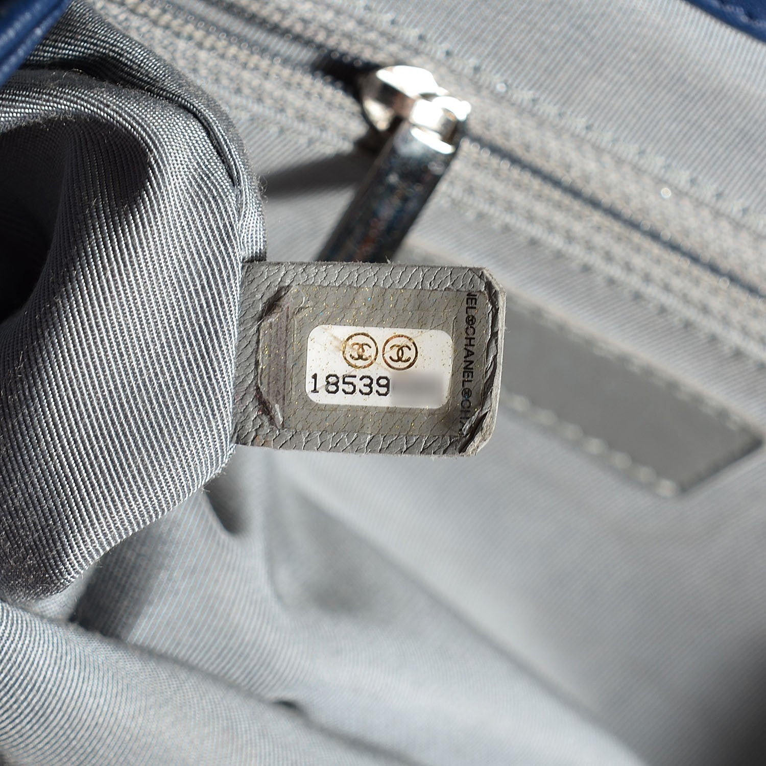 Chanel Washed Lambskin Medium Chain Around Messenger Navy Blue 8 of 8