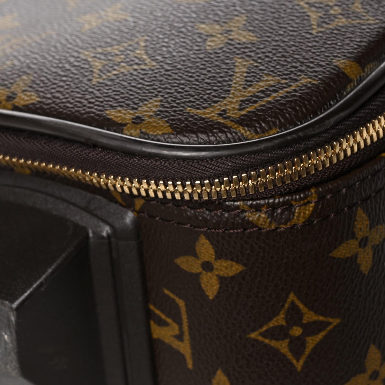 Louis Vuitton Monogram Pegase 60 11 of 19