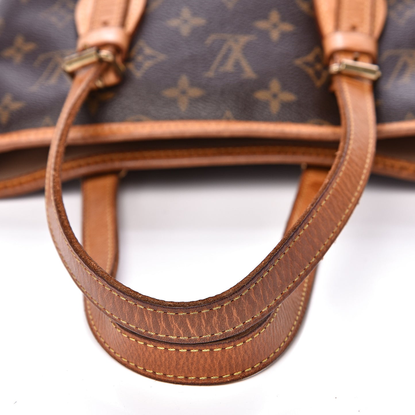 Monogram Petit Bucket 23