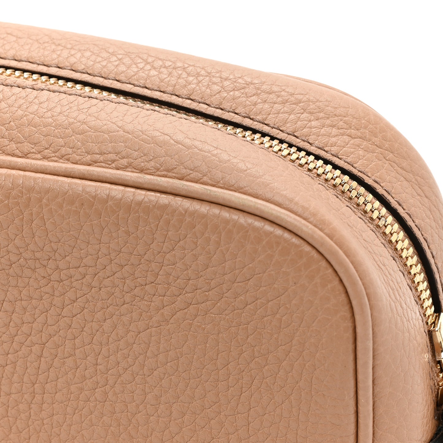 Pebbled Calfskin Small Soho Disco Bag Camelia