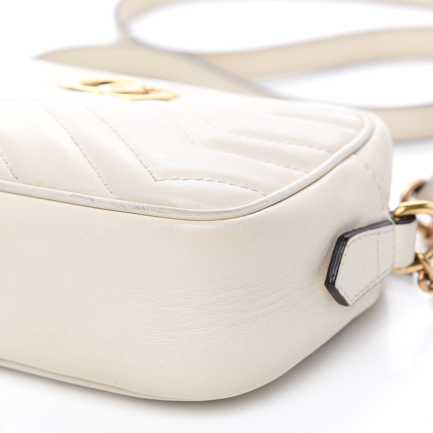 Calfskin Matelasse Mini GG Marmont Chain Shoulder Bag White