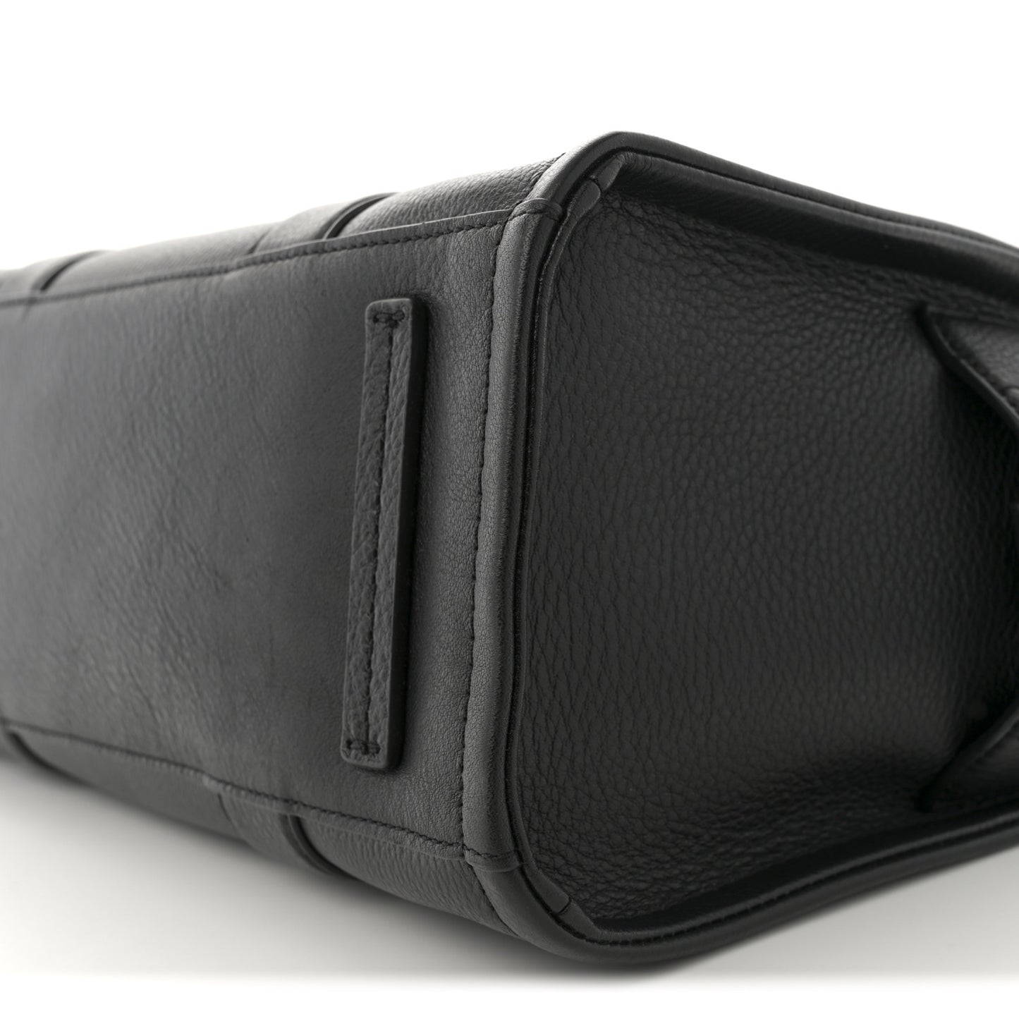 Grained Calfskin Medium The Tote Bag Black