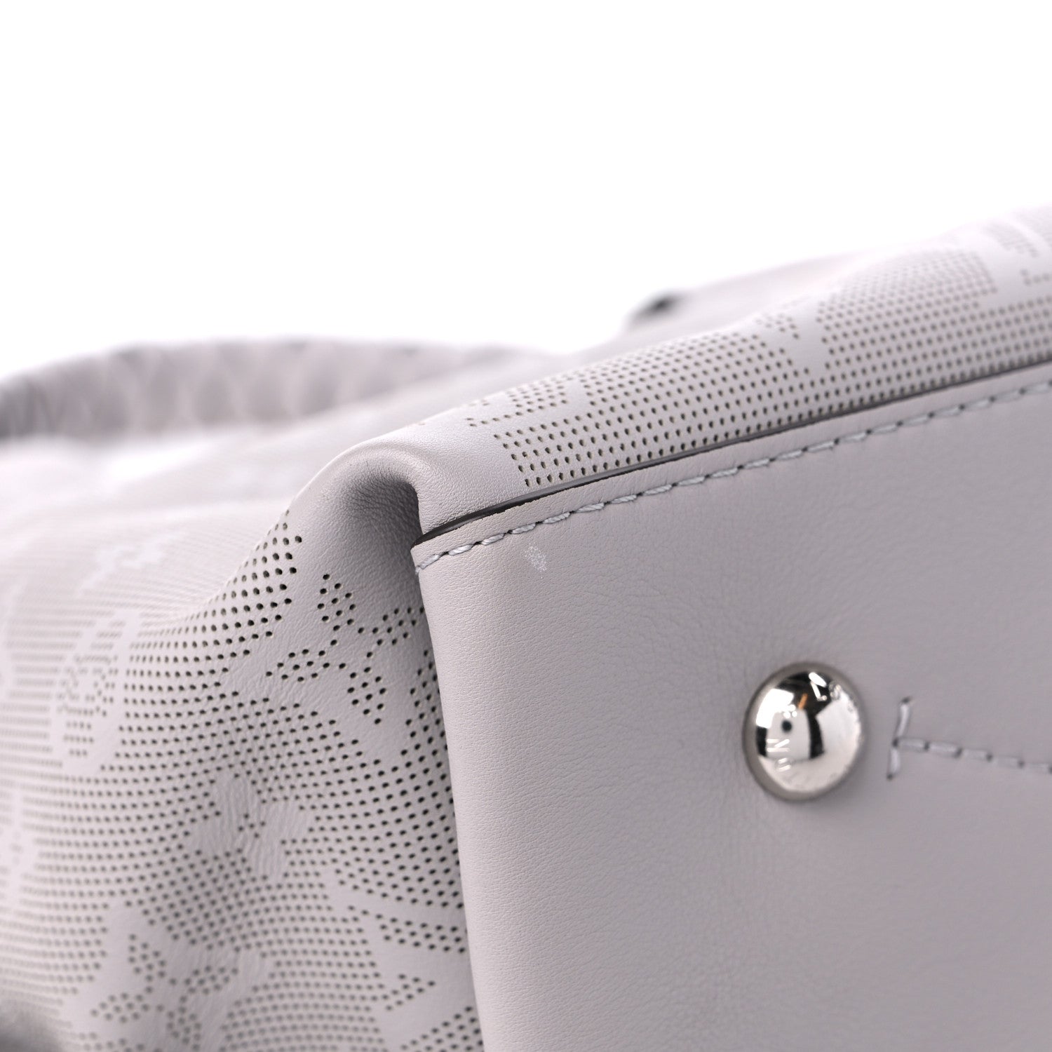 Louis Vuitton Reverse Mahina Carmel Hobo Gris Souris Gray 7 of 10