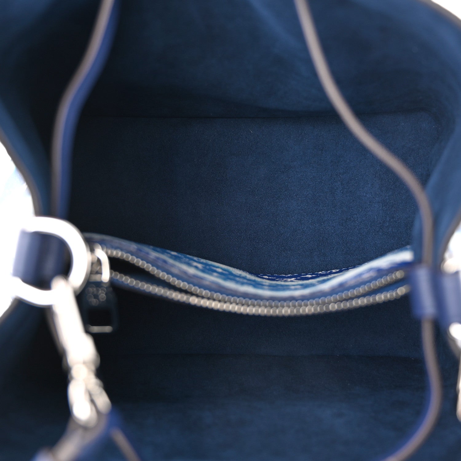 Louis Vuitton Monogram Escale Neonoe MM Blue 5 of 11