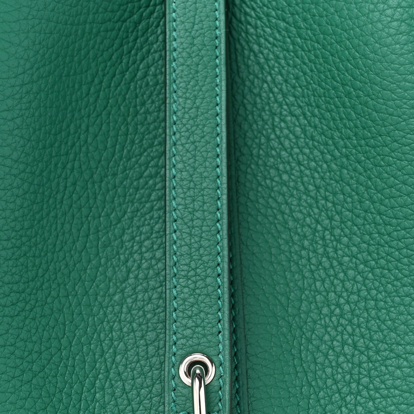 Taurillon Clemence Matte Alligator Picotin Lock Touch 22 MM Vert Vertigo